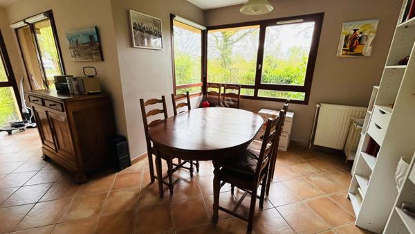 Appartement Mordelles 3 pièces / Jardin / Garage / Centre ville