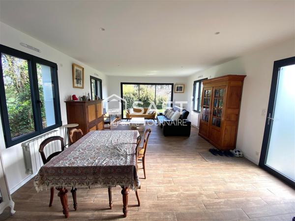 Maison lumineuse avec piscine non mitoyenne