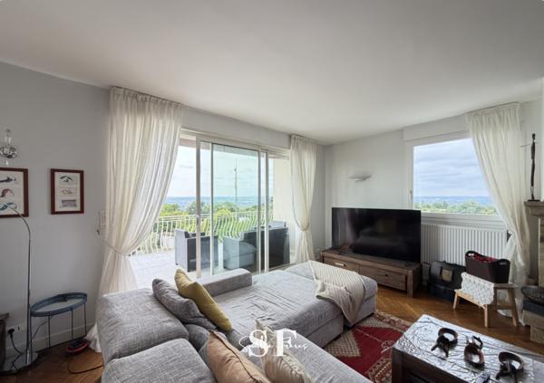 Maison 5 pièce(s) 4 chambre(s) 230 m²