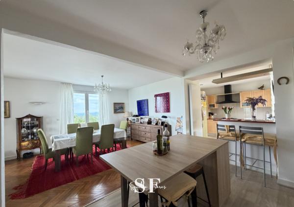 Maison 5 pièce(s) 4 chambre(s) 230 m²