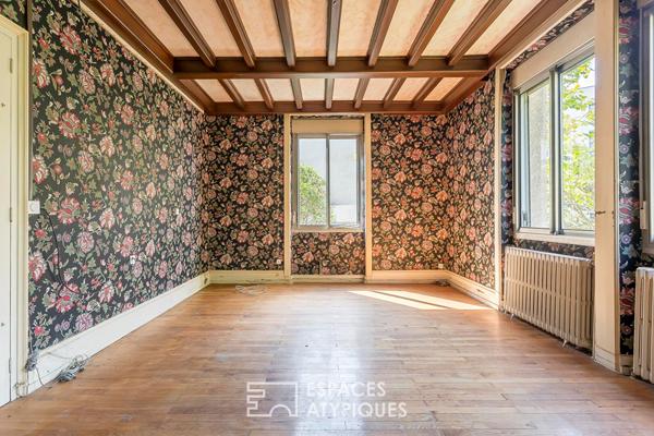 Maison familiale avec jardin et garage au pied du métro