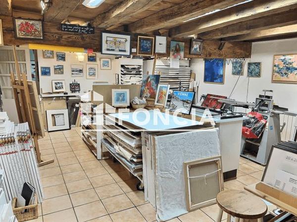 À vendre Local commercial 110 m² - Vienne 38200