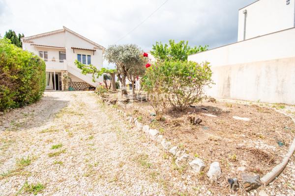 Saint Mitre - Entre Ville & Campagne - Maison - 5P - 153 m2