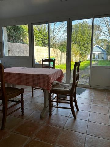 Ensemble de 2 maisons.