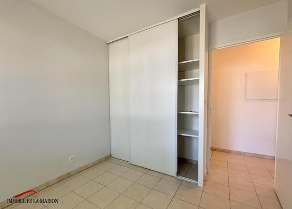 Dans le bourg de Coulounieix Chamiers, T2 en rez de ...