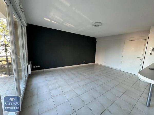 Appartement à louer 2 pièces 46.59m² Clermont-Ferrand (63000)