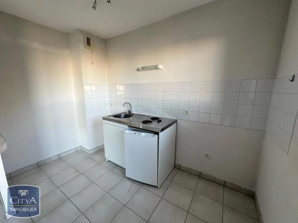 Appartement à louer 2 pièces 46.59m² Clermont-Ferrand (63000)