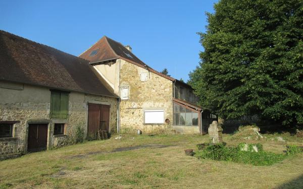 Maison à vendre    1 pièce • 331 m2 Bussière-Galant