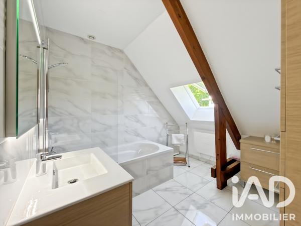 Maison à vendre 6 pièces 145 m² Émerainville