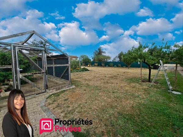 Terrain constructible Renaison 950 m2