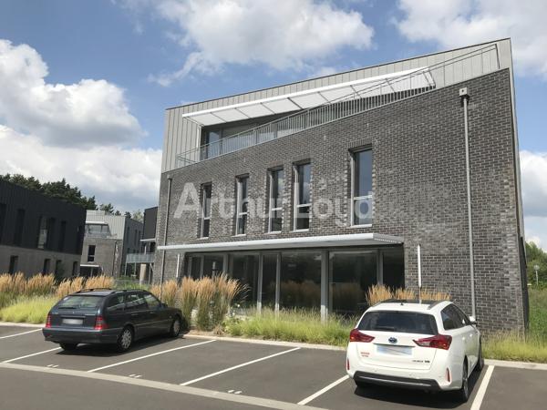 Bureaux à louer à Villeneuve-d'Ascq avec terrasses privatives et certification BREEAM