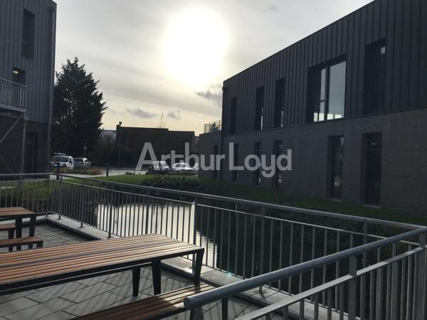Bureaux à louer à Villeneuve-d'Ascq avec terrasses privatives et certification BREEAM