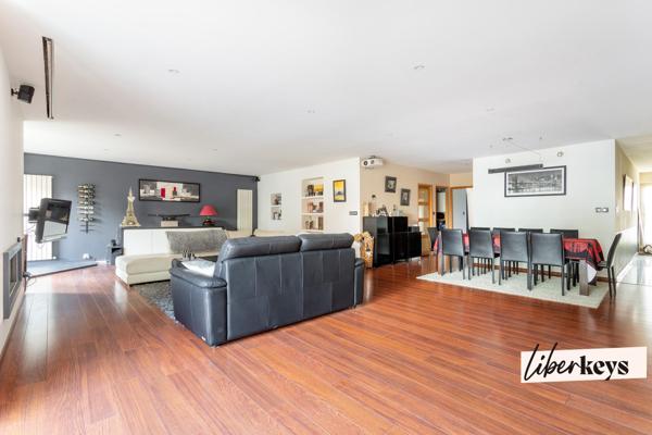 Appartement 165m² - 3 chambres - 1 parking - 1 grande terrasse