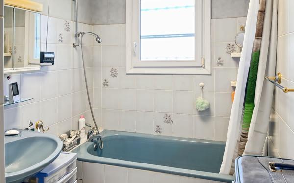 Maison à vendre    4 pièces •  Marseillan