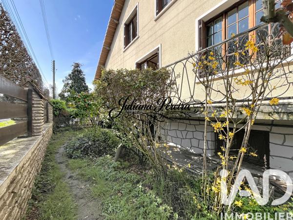 Maison à vendre 5 pièces 134 m² Épône