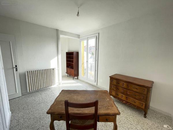 Appartement à vendre à Manosque dans les Alpes-de-Haute-Provence (04100), ref : 025/1853   
Centre ville