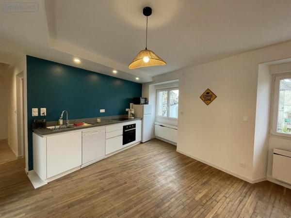 Appartement à louer à Cossé-le-Vivien en Mayenne (53230), ref : 53032-L330