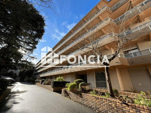 Location Appartement 4 pièces 92.55 m² - 55-59 RUE GABRIEL PERI Chartres 28000