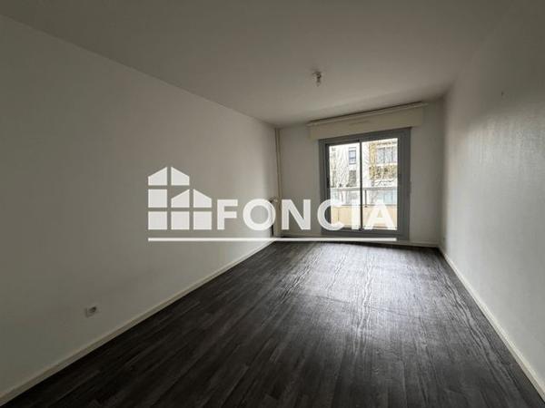 Location Appartement 4 pièces 92.55 m² - 55-59 RUE GABRIEL PERI Chartres 28000