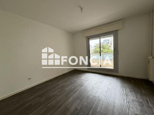 Location Appartement 4 pièces 92.55 m² - 55-59 RUE GABRIEL PERI Chartres 28000