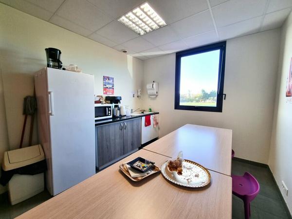 BUREAUX A LOUER DE 300M² AU FUTUROSCOPE - POITIERS NORD