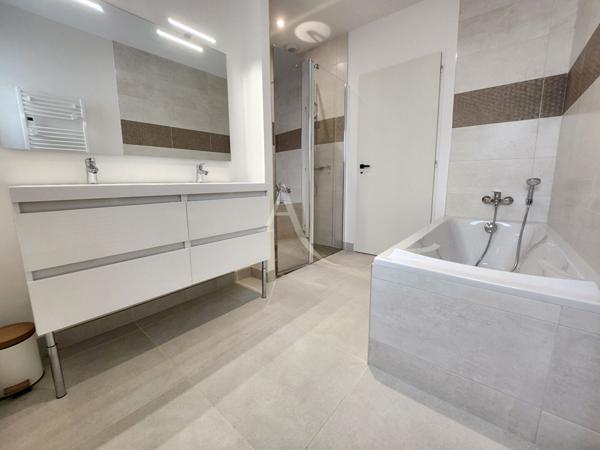 Maison Sainte Foy 4 pièce(s) - 111 m²