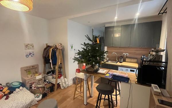Appartement à vendre    1 pièce • 21,65 m2 Paris 20