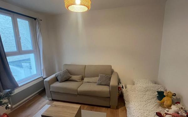 Appartement à vendre    1 pièce • 21,65 m2 Paris 20