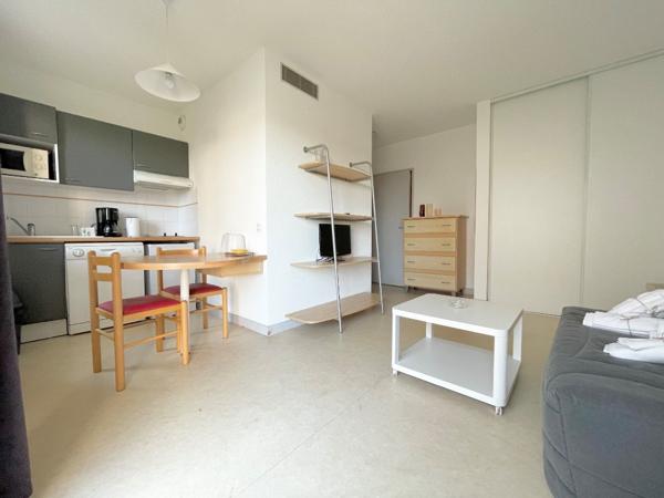 Appartement 1 pièce à louer Rochefort - 17300 / Réf: 1424