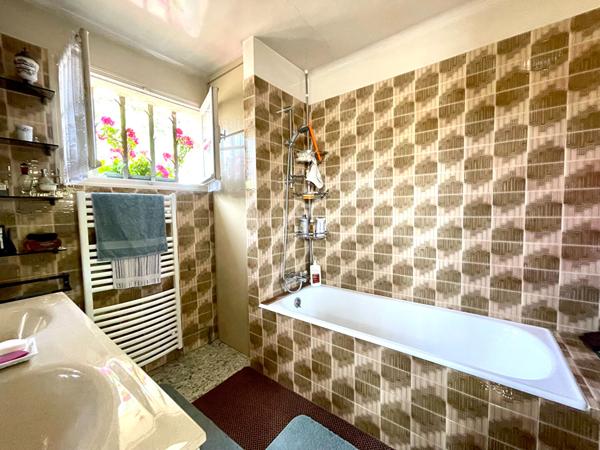 Maison Conflans Sainte Honorine 7 pièce(s) 242 m2 549 900 € **  - Référence  8304