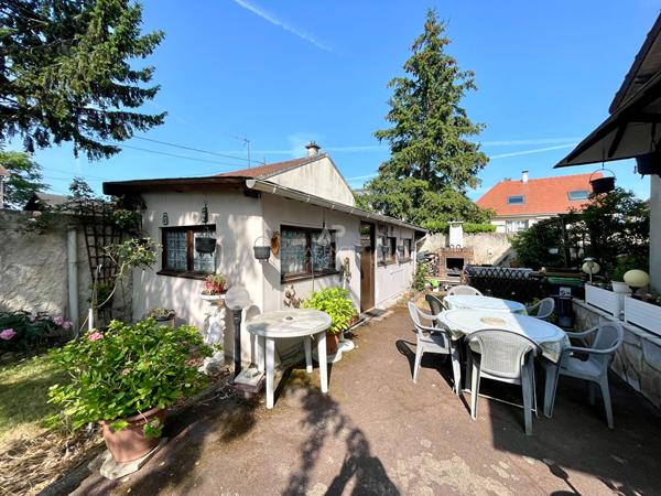Maison Conflans Sainte Honorine 7 pièce(s) 242 m2 549 900 € **  - Référence  8304