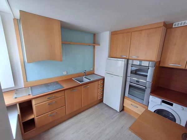 LA ROCHELLE CENTRE - APPARTEMENT DUPLEX AVEC GARAGE ASCENSEUR Location vide La rochelle