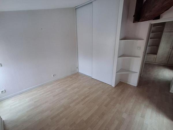 LA ROCHELLE CENTRE - APPARTEMENT DUPLEX AVEC GARAGE ASCENSEUR Location vide La rochelle