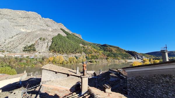 Maison de village avec terrasse panoramique , Sisteron
