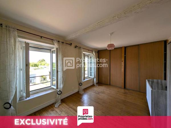 Maison Nercillac 9 pièce(s) 222 m2 ref 427340 CRIT