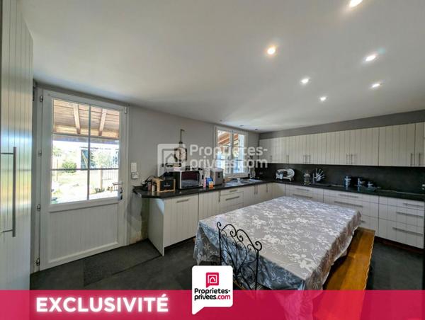 Maison Nercillac 9 pièce(s) 222 m2 ref 427340 CRIT