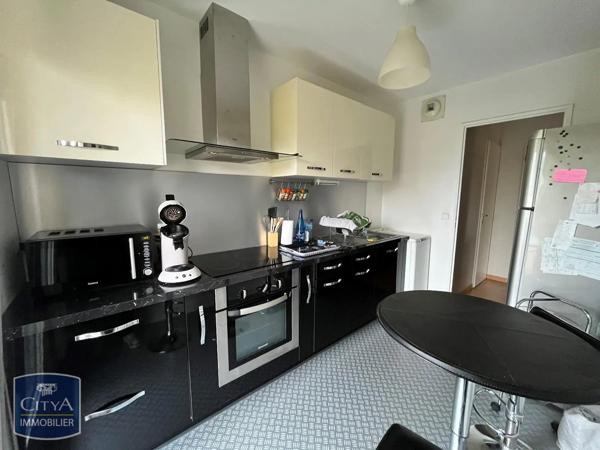 Appartement à louer 2 pièces 45.02m² Angers (49000)