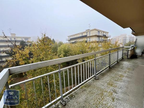 Appartement à louer 2 pièces 45.02m² Angers (49000)