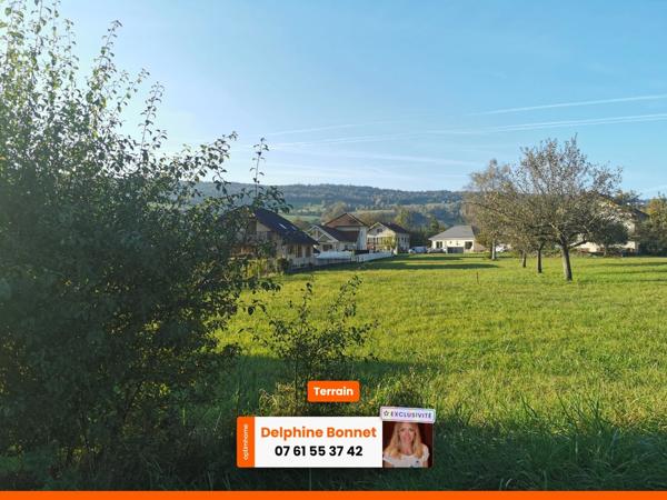 Beau terrain partiellement bâtissable centre village de St Joseph de Rivière