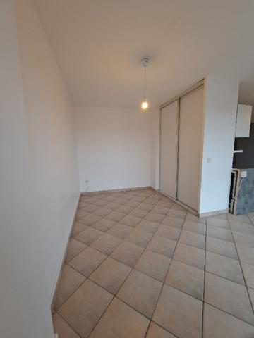 Appartement MASSY 1 pièce 30m²