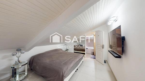 Duplex, vue mer panoramique, rocher du Diamant, femme couchée