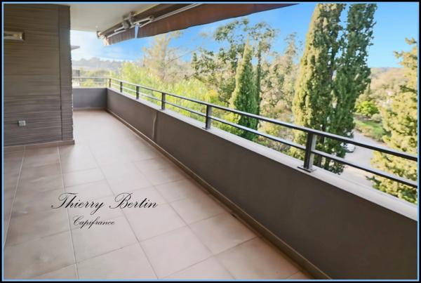 Appartement à vendre 2 pièces FREJUS (83)