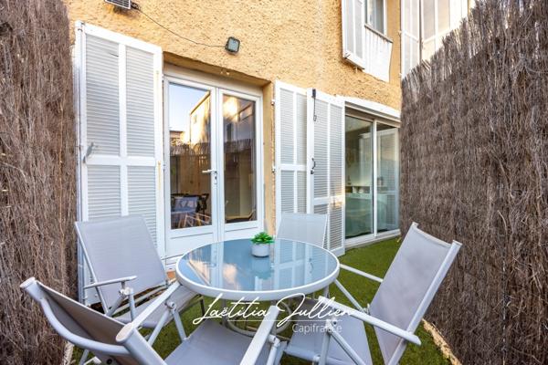 EXCLUSIVITÉ – Appartement T1 rénové avec terrasse et parking – Très au calme, à 5min à pied de la plage – Secteur Carré d’Or des Lecques