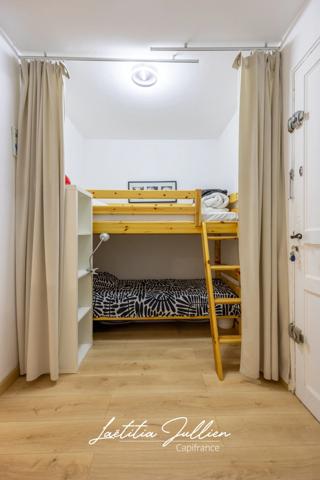 EXCLUSIVITÉ – Appartement T1 rénové avec terrasse et parking – Très au calme, à 5min à pied de la plage – Secteur Carré d’Or des Lecques