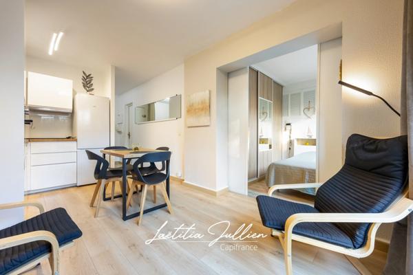 EXCLUSIVITÉ – Appartement T1 rénové avec terrasse et parking – Très au calme, à 5min à pied de la plage – Secteur Carré d’Or des Lecques