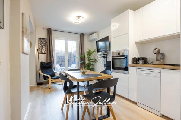 EXCLUSIVITÉ – Appartement T1 rénové avec terrasse et parking – Très au calme, à 5min à pied de la plage – Secteur Carré d’Or des Lecques