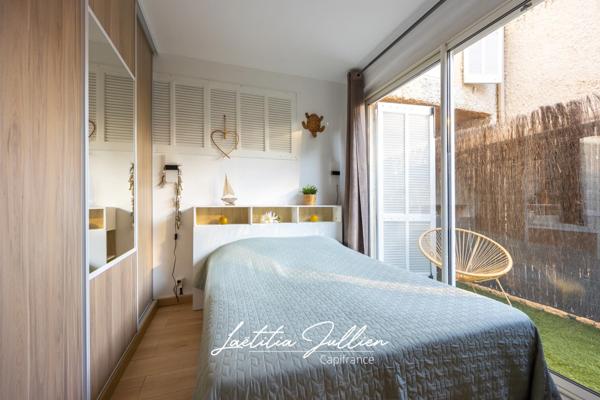 EXCLUSIVITÉ – Appartement T1 rénové avec terrasse et parking – Très au calme, à 5min à pied de la plage – Secteur Carré d’Or des Lecques