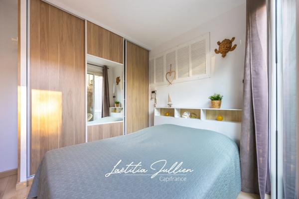 EXCLUSIVITÉ – Appartement T1 rénové avec terrasse et parking – Très au calme, à 5min à pied de la plage – Secteur Carré d’Or des Lecques