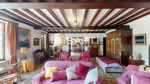 Maison de Maitre du XVIII siècel sur 8000 m2 de Terrain