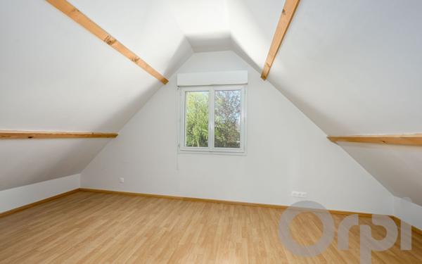 Maison à vendre    6 pièces • 167 m2 Varennes-Jarcy